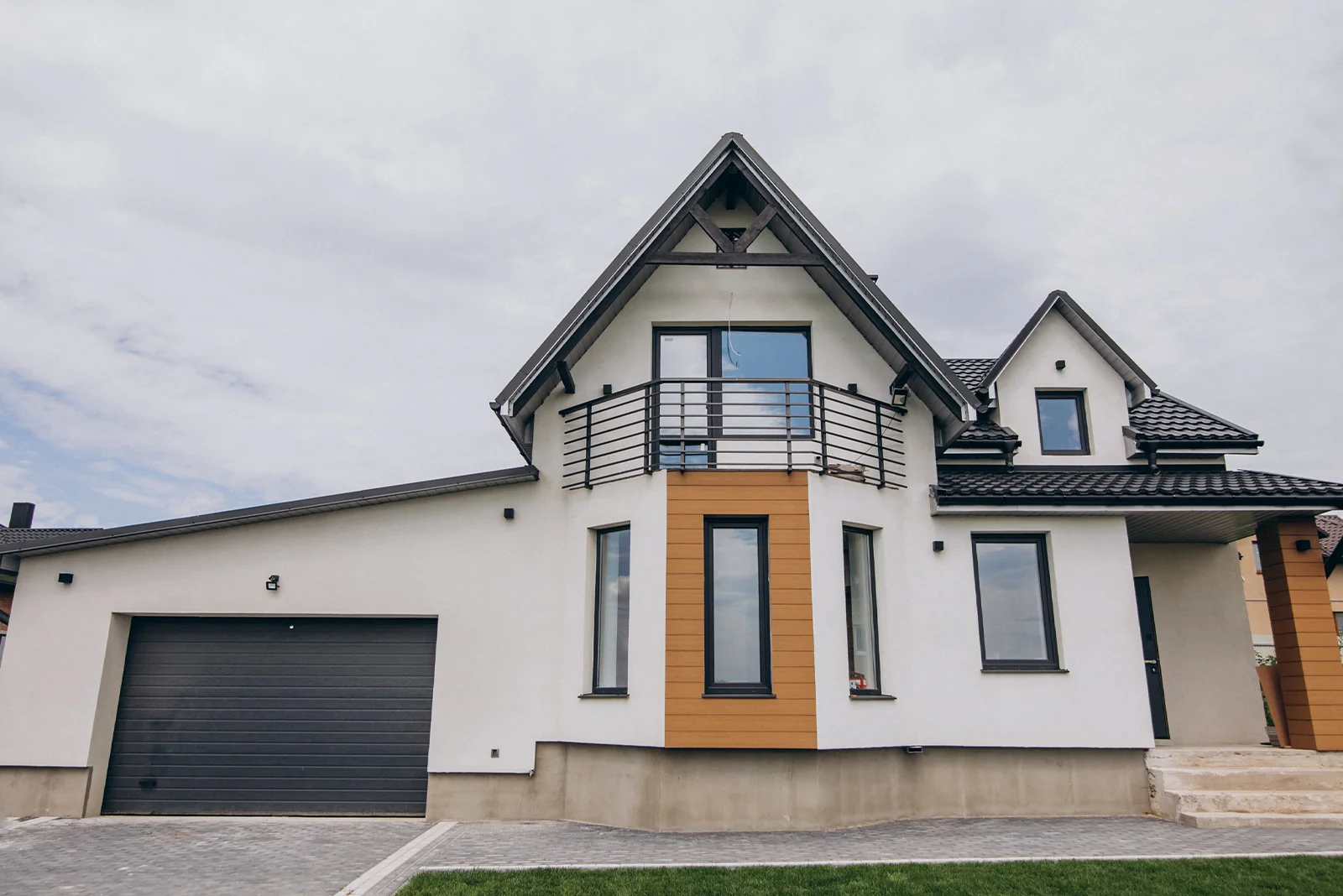 Projet d’extension de maison et d’aménagement de garage réalisé à SAINT-DENIS